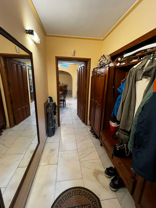5 Camere Unicat, intersectie CASA DE CULTURĂ