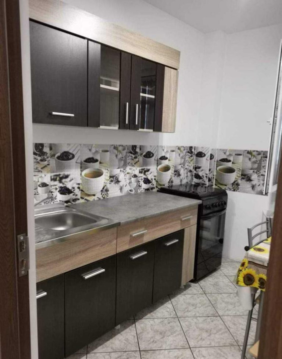 Vanzare apartament 2 camare Calea Grivitei Piata Chibrit.