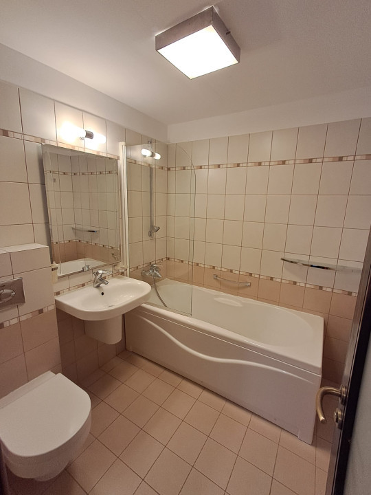 Vanzare apartament 3 camete Titulesu