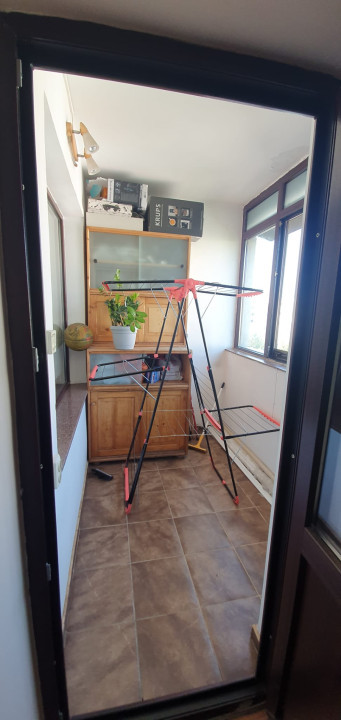 Vanzare apartament 4 camere Crangasi Ceahlau