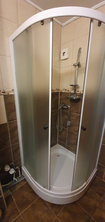 Vanzare apartament 4 camere Crangasi Ceahlau