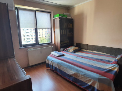 Vanzare apartament 4 camere Crangasi Ceahlau